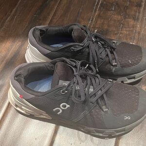 On Running Cloudflyer Black and White Athletic Shoes